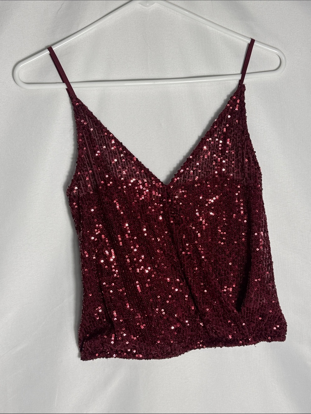 Altarโd State Burgundy Sequin V-Neck Cropped Tank Top Size XS